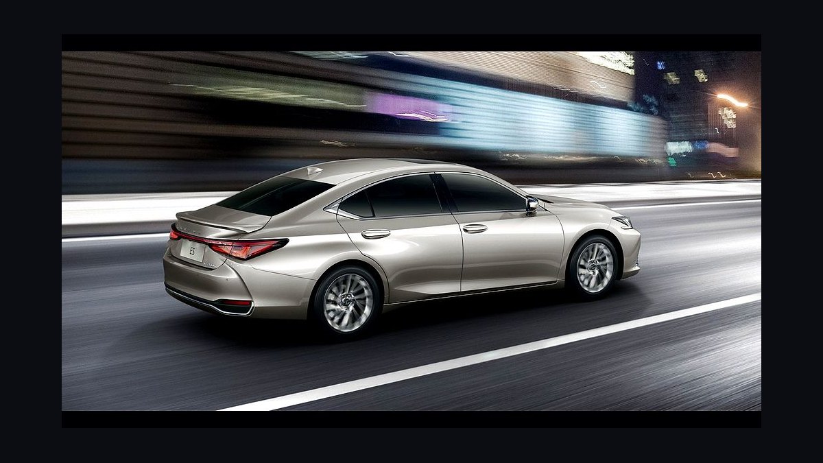 Best Cars for Rideshare Luxury (Uber Black) in 2027