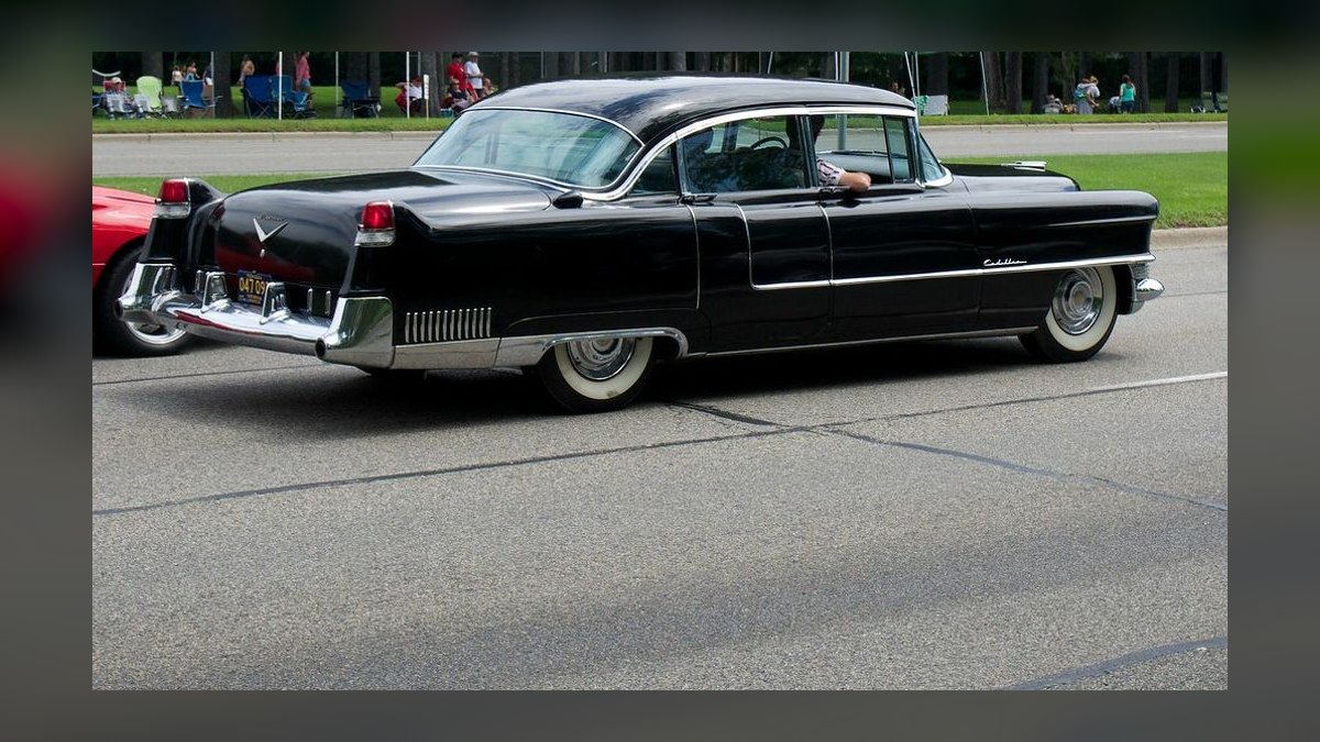 Best Cadillac Models in 2027 — figure 6