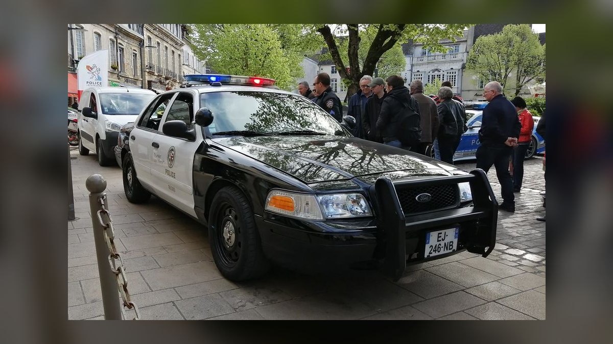 Best Ford Crown Victoria Model Years (Ranked) in 2027 — figure 7