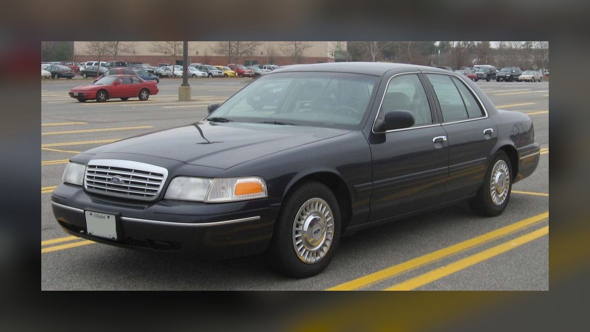 Best Ford Crown Victoria Model Years (Ranked) in 2027