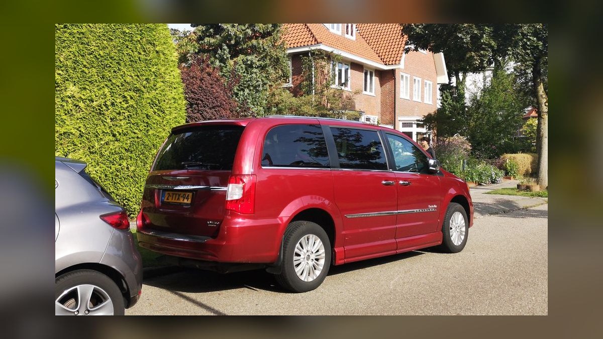 Best Chrysler Town and Country Model Years (Ranked) in 2027 — figure 3