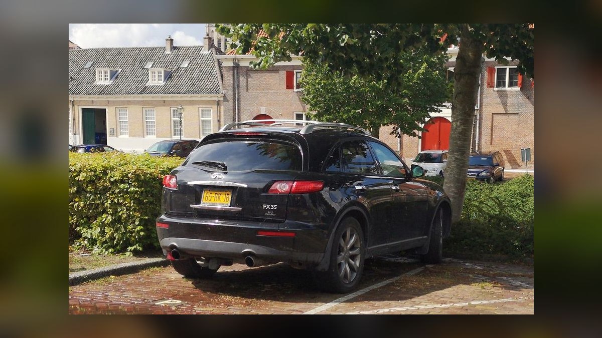 Best Infiniti FX35 Model Years (Ranked) — figure 10