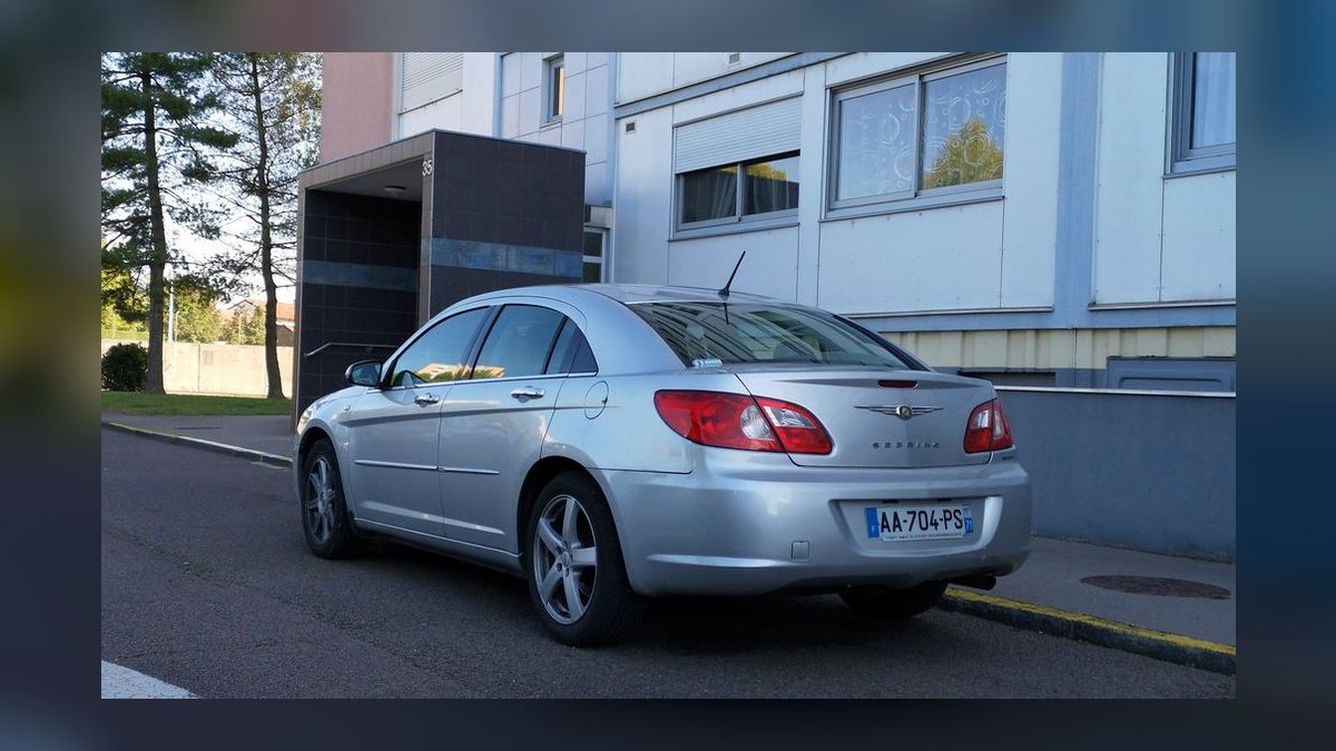 Best Chrysler Sebring Model Years (Ranked) — figure 9
