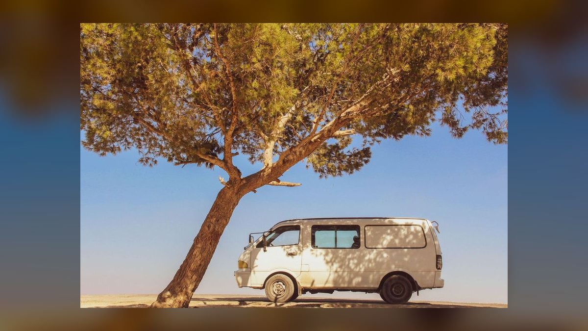 Best Used Minivans Under $15,000 in 2027 (Ranked) — figure 3