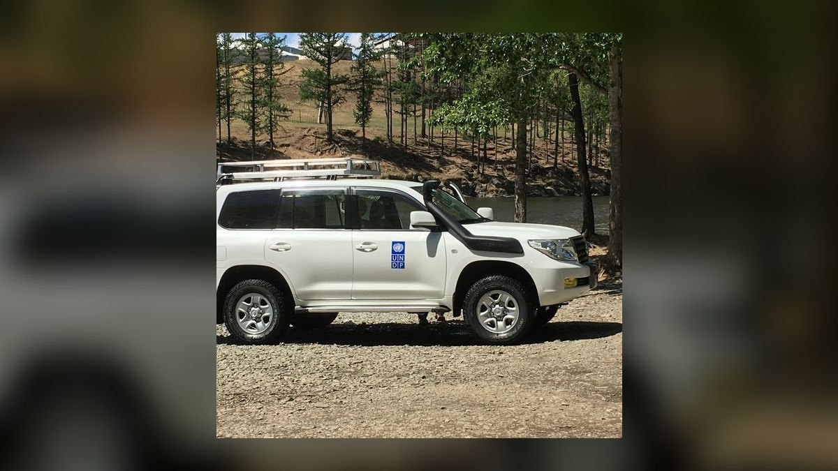Best Used Full-Size SUVs Under $15,000 in 2027 (Ranked) — figure 9