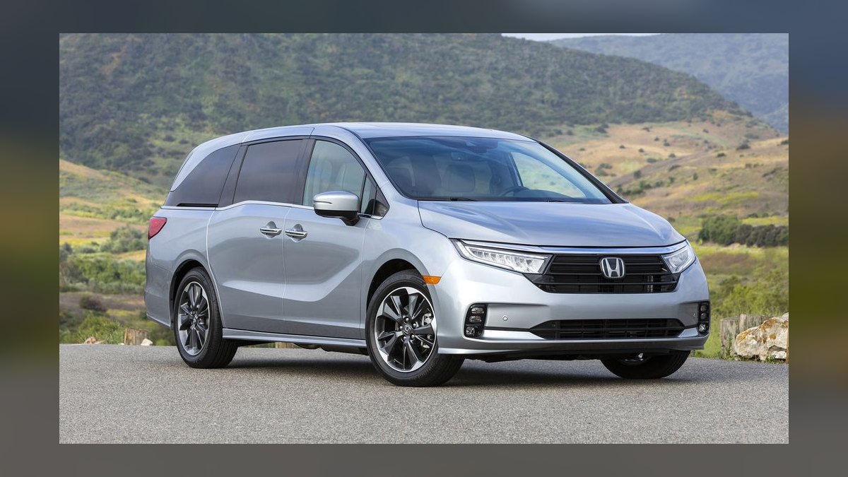 Best Used Minivans Under $20,000 in 2027 (Ranked) — figure 1