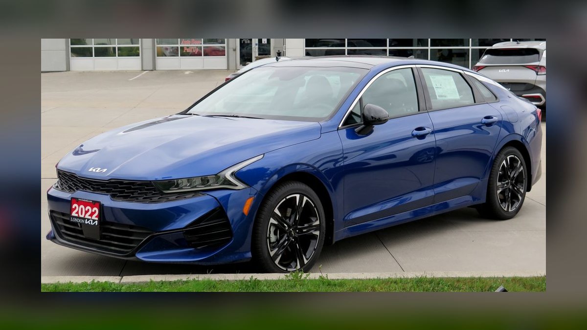 Best Used Sedans Under $25,000 in 2027 (Ranked) — figure 5