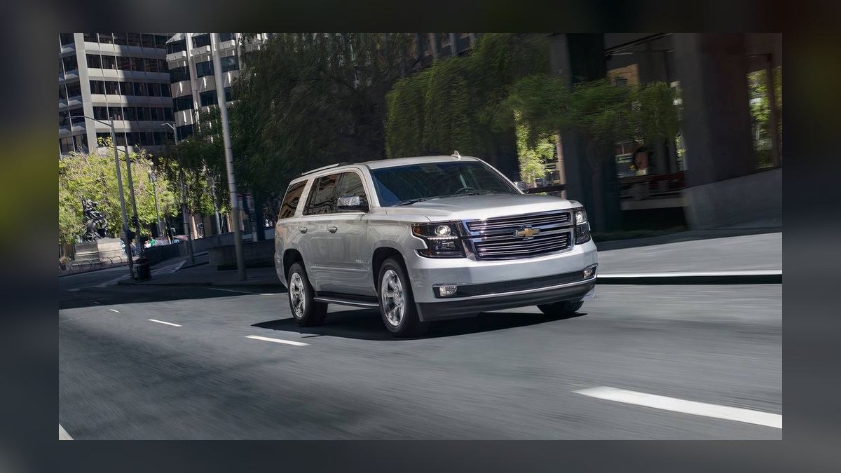 Best Used Full-Size SUVs Under $25,000 in 2027 (Ranked) — figure 5