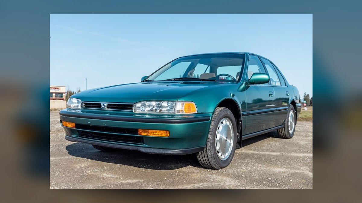 Best Used Family Cars Under $25,000 in 2027 (Ranked) — figure 2