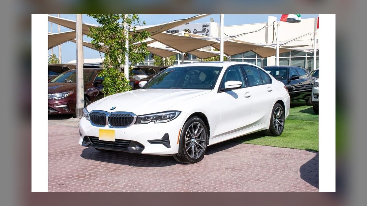Best Used Luxury Cars Under $30,000 in 2027 (Ranked) — figure 6