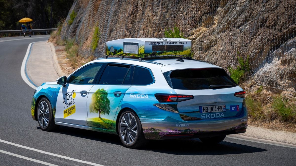 Best Used Hybrid Cars Under $30,000 in 2027 (Ranked) — figure 1