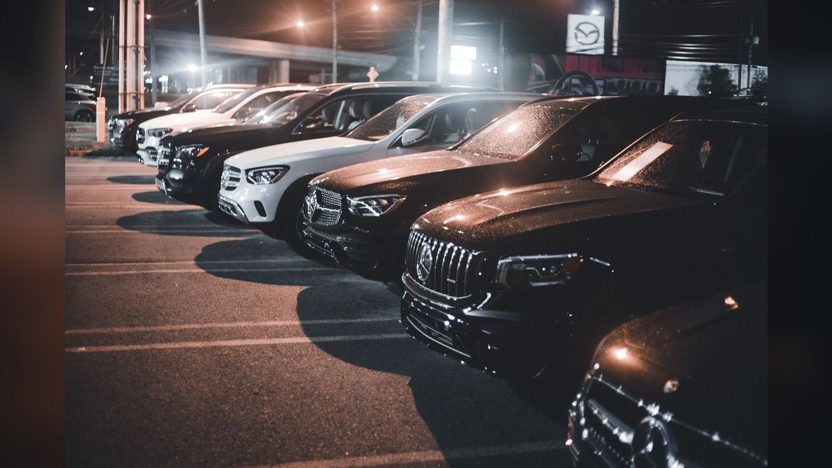 Best Used Luxury Cars Under $40,000 in 2027 (Ranked) — figure 6