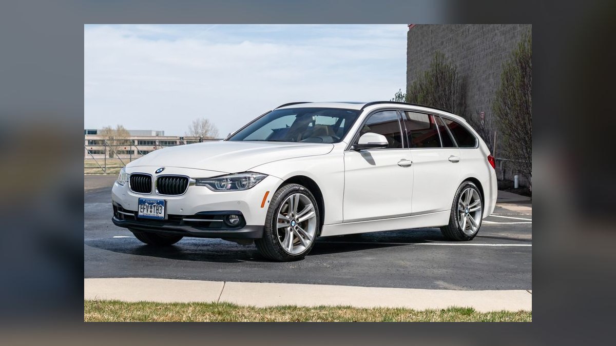 Best Used Wagons Under $40,000 in 2027 (Ranked) — figure 10