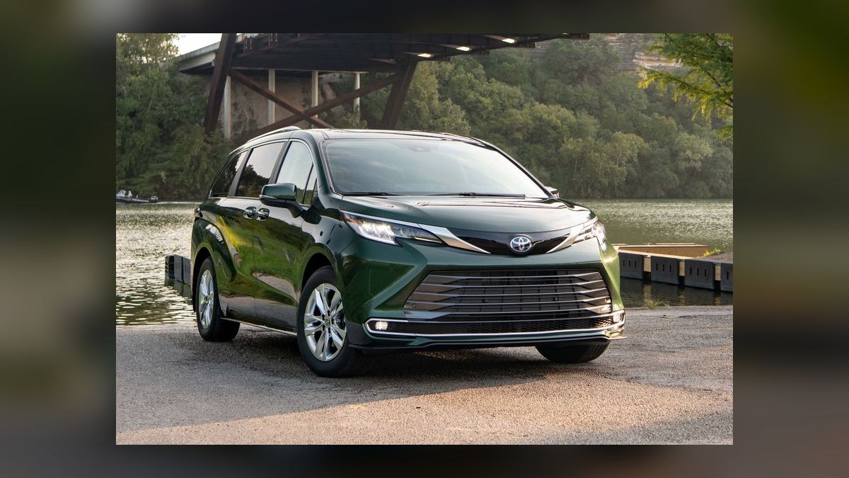 Best Used Family Cars Under $50,000 in 2027 (Ranked) — figure 3