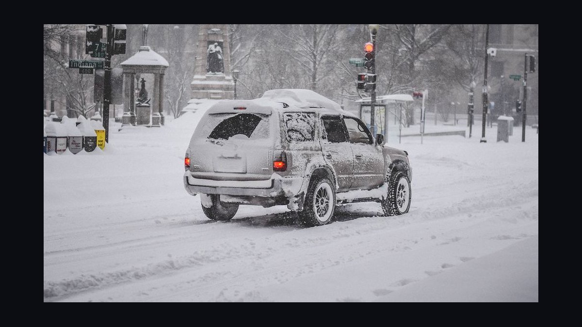 What are the top-rated pre-owned hybrid SUVs under $25,000 in 2027 that offer the best fuel economy and reliability for urban commuters in the Northeast, considering specific challenges like cold weather battery performance and snow handling?