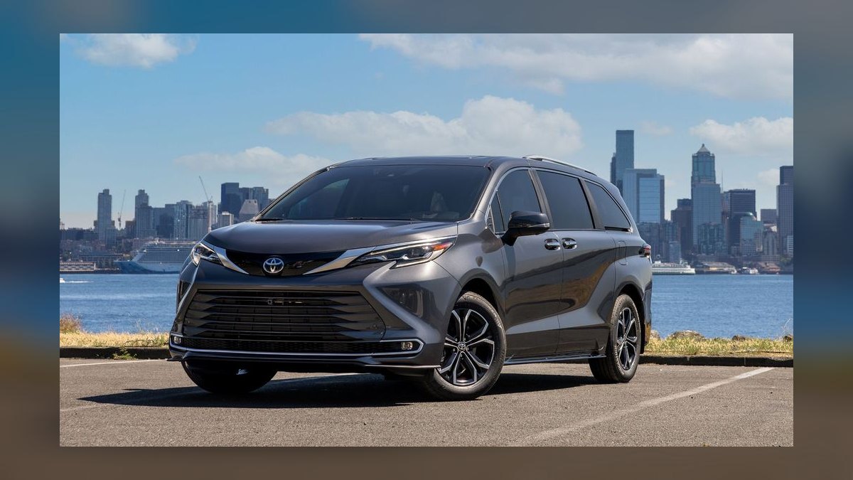 Best Used Minivans Under $35,000 in 2027 (Ranked) — figure 8