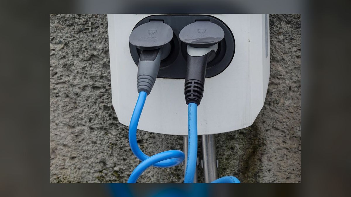 What are the top-rated used electric SUVs under $40,000 for 2027 that offer the longest battery range and fastest charging speeds, and which models have specific regional service network advantages — figure 10