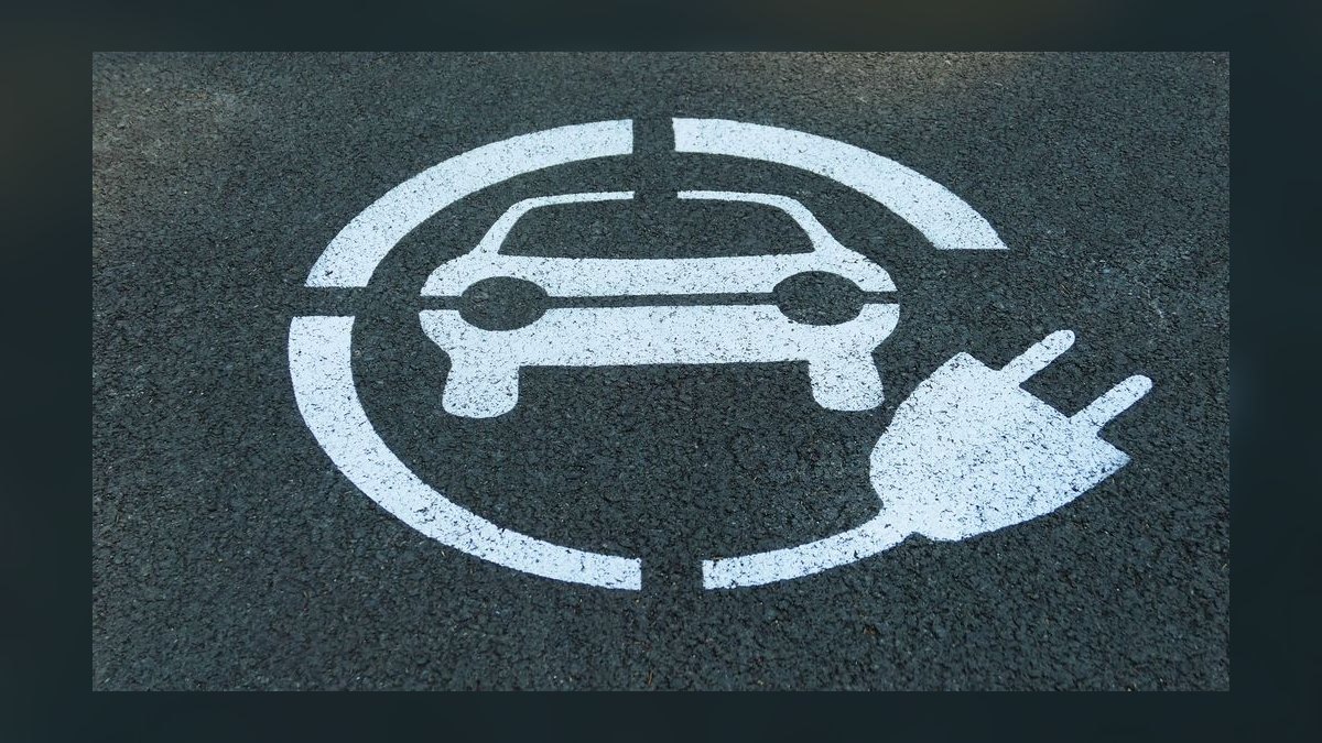 What are the top-rated used electric SUVs under $40,000 for 2027 that offer the longest battery range and fastest charging speeds, and which models have specific regional service network advantages — figure 9