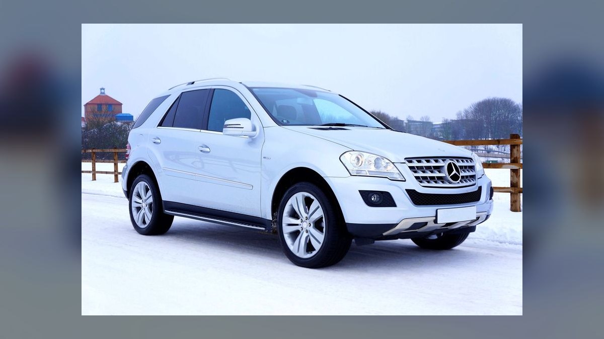 What are the top-rated used midsize SUVs for families under $40,000 in 2027 that excel in safety and reliability in the Pacific Northwest — figure 4
