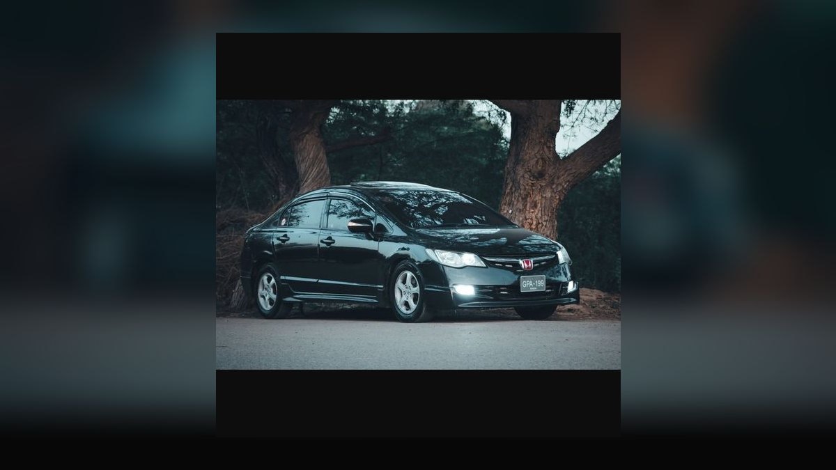 Top 10 Plug-in Hybrid Sedans in 2027 — figure 1
