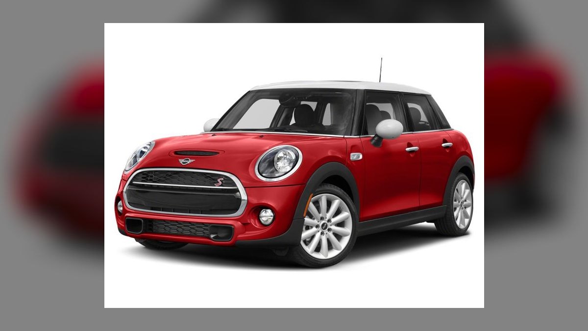 Top 10 Compact Hatchbacks in 2027 — figure 9
