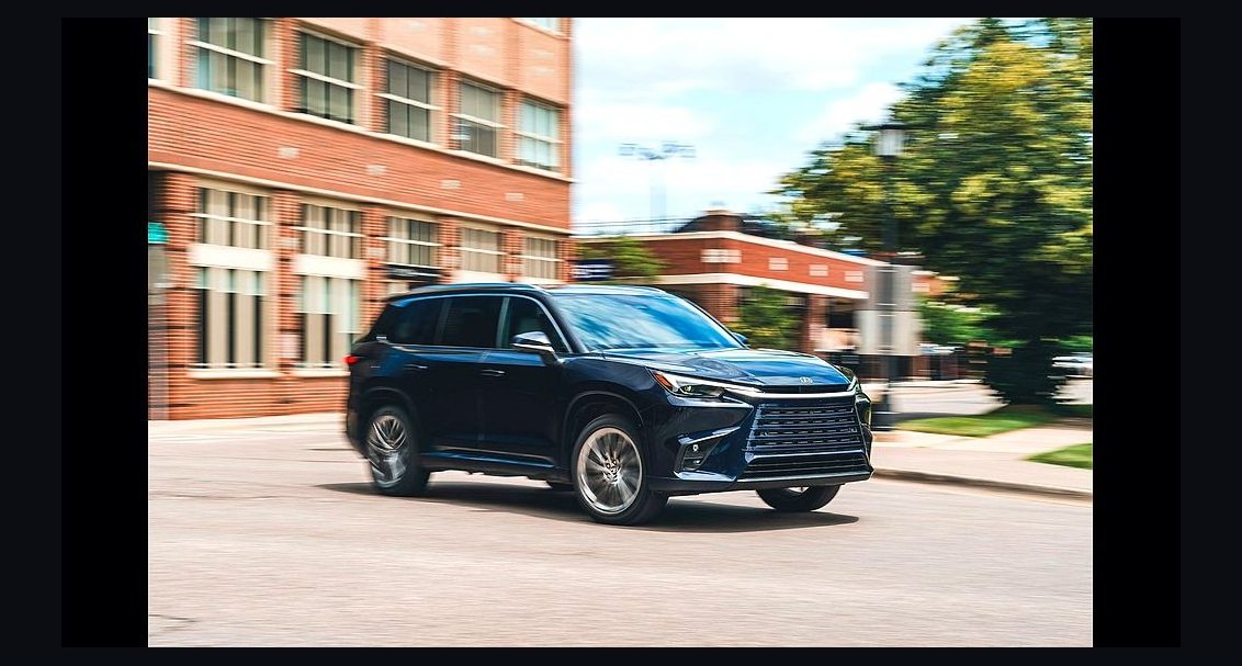 Top 10 Luxury Hybrid SUVs in 2027