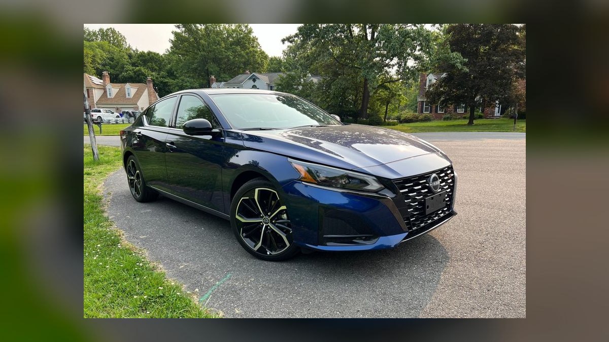 Top 10 Midsize Sedans for Commuting in 2027 — figure 5