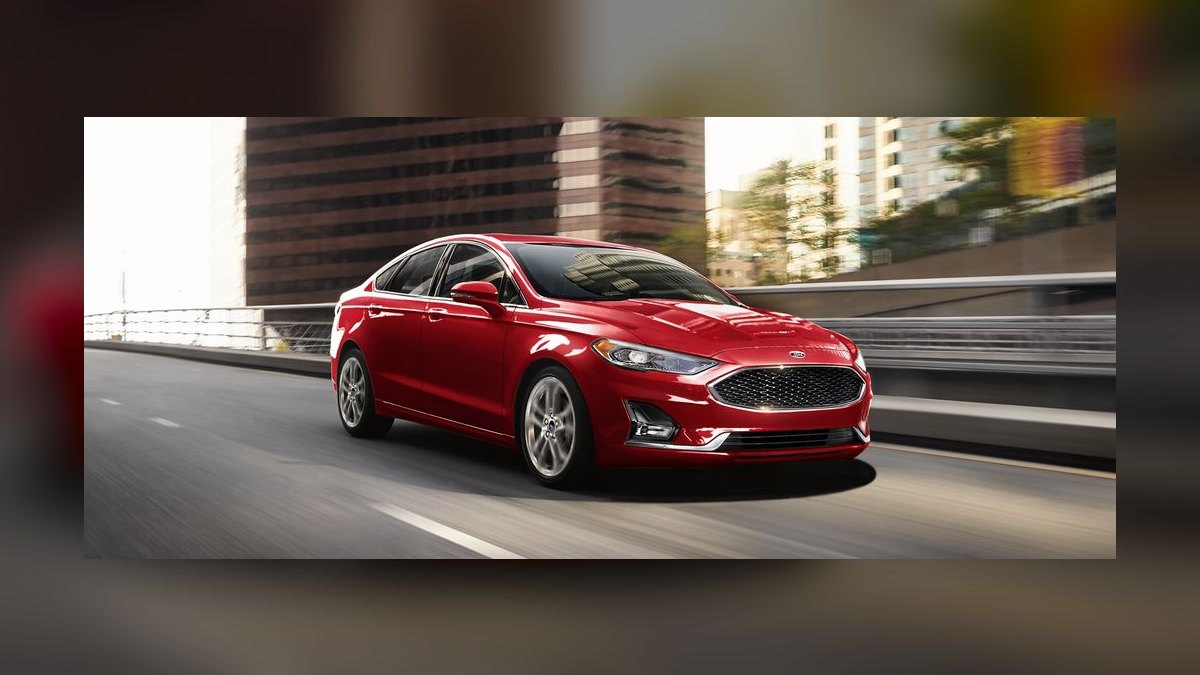 Top 10 Midsize Sedans for Commuting in 2027 — figure 9