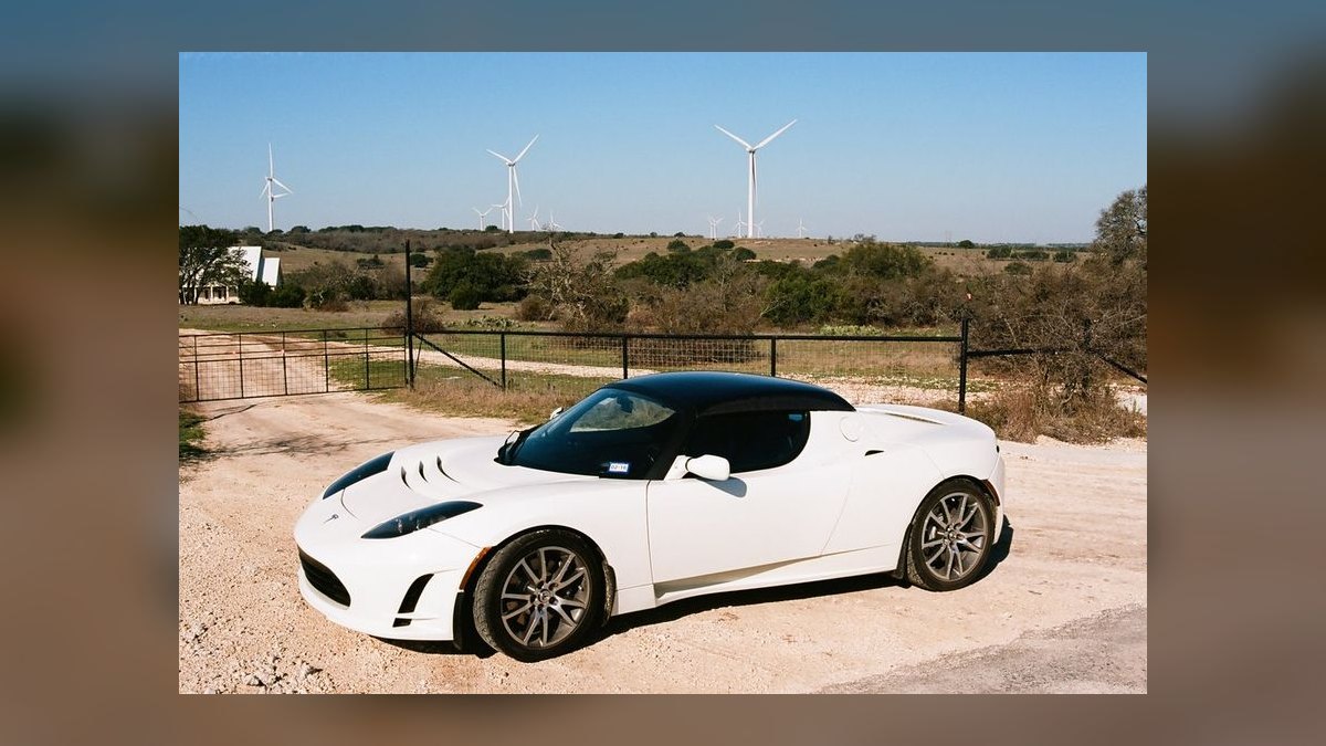 Top 10 Performance Electric Cars in 2027 — figure 3
