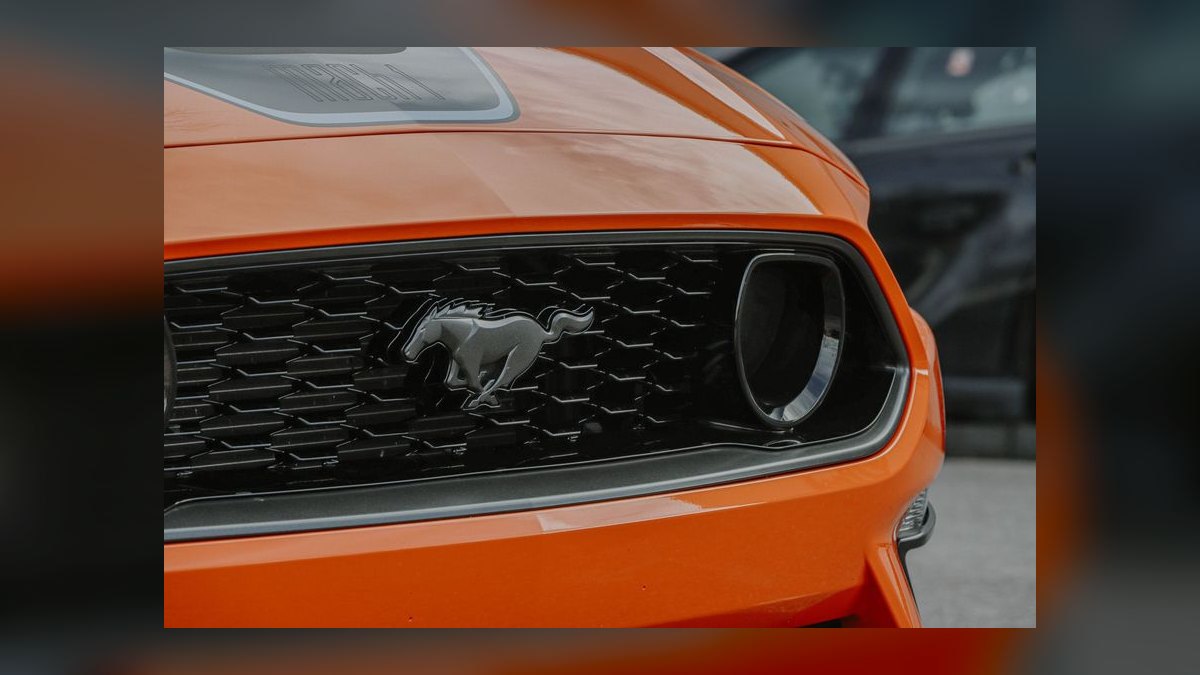 Top 10 Track-Day Cars 2027 — Best Overall + Best Value — figure 6