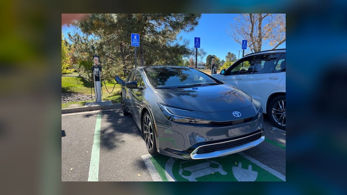 Top 10 Plug-In Hybrid Sedans 2027 — Best Overall + Best Value — figure 3