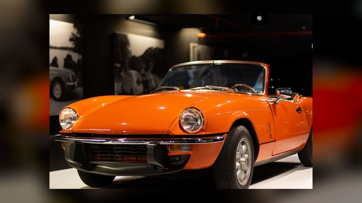 Top 10 Classic Cars Under $20k 2027 — Best Overall + Best Value — figure 10