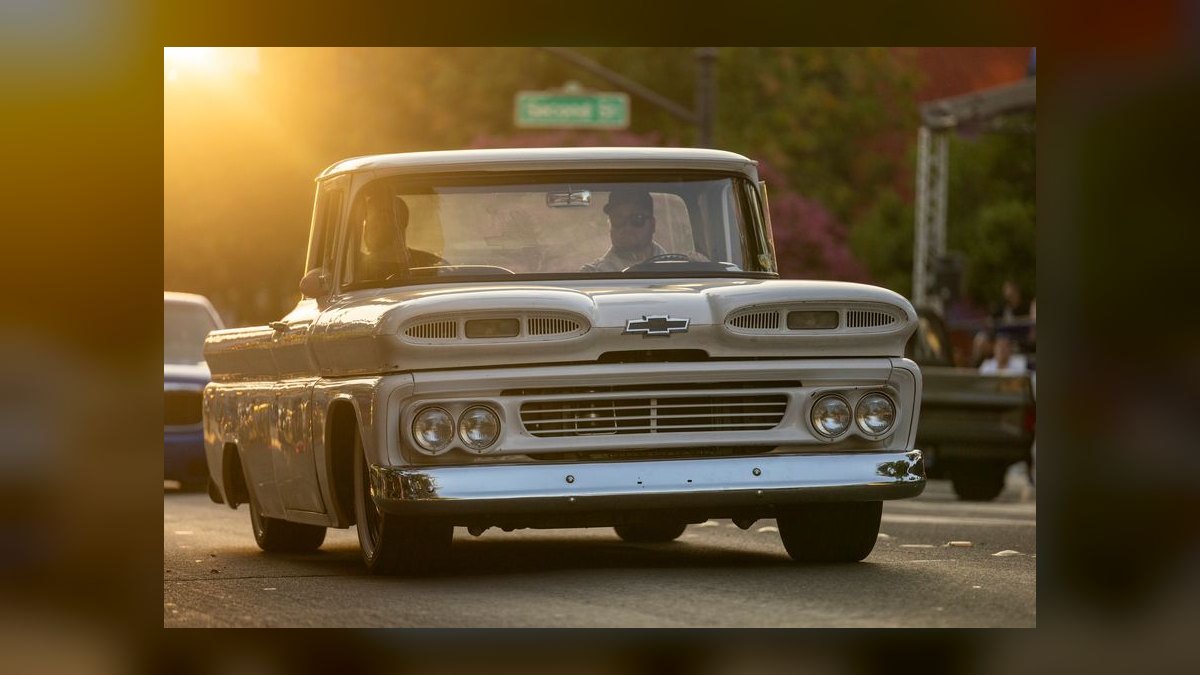 Top 10 Classic Cars Under $20k 2027 — Best Overall + Best Value — figure 4