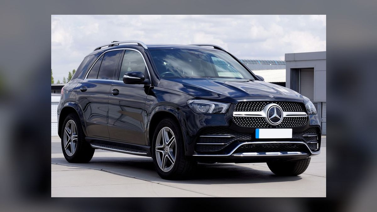 Top 10 Luxury Mid-Size SUVs 2027 — Best Overall + Best Value — figure 10