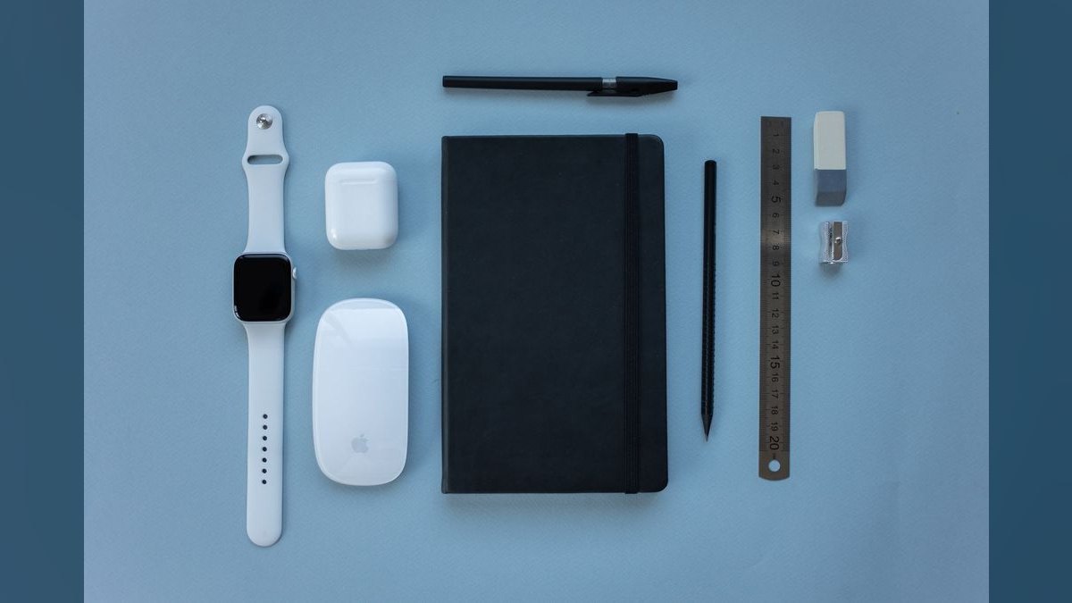 What tools are essential for a RevOps tech stack in 2027 — figure 3