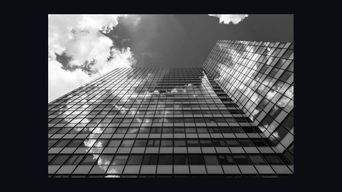 How do you forecast revenue accurately using RevOps in 2027?