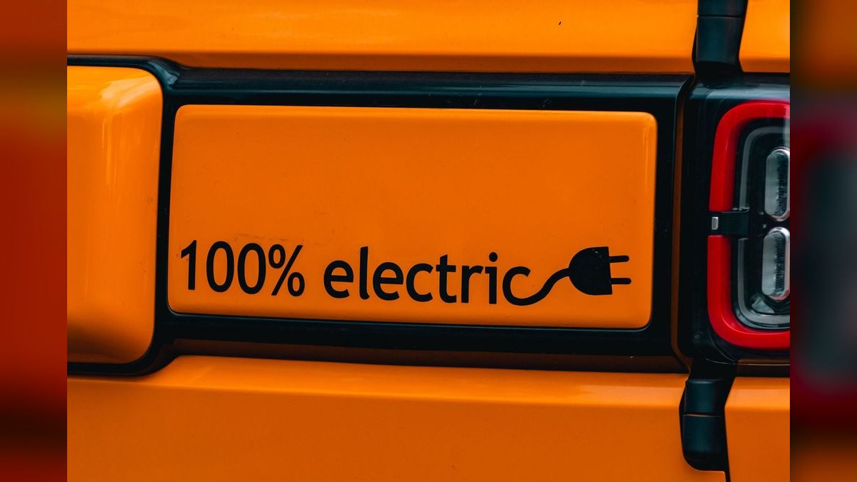 Top 10 long-range electric cars for road trips in 2027 — Best Overall + Best Value