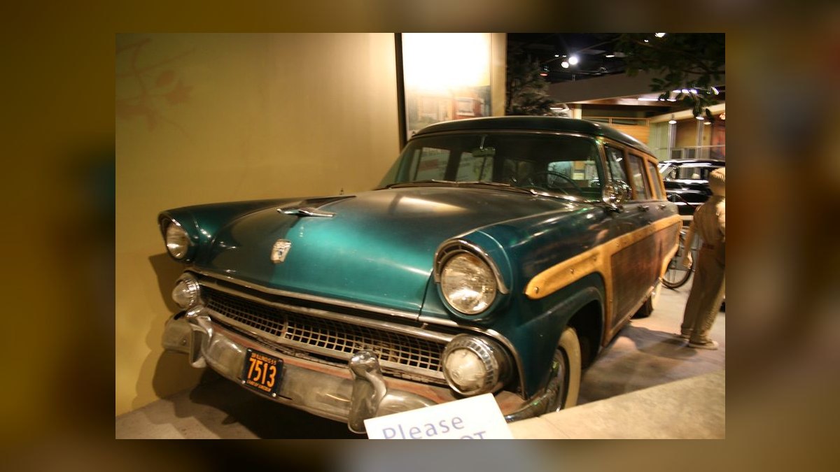 Best Station Wagons for Cargo Space in 2027 (Ranked) — figure 10