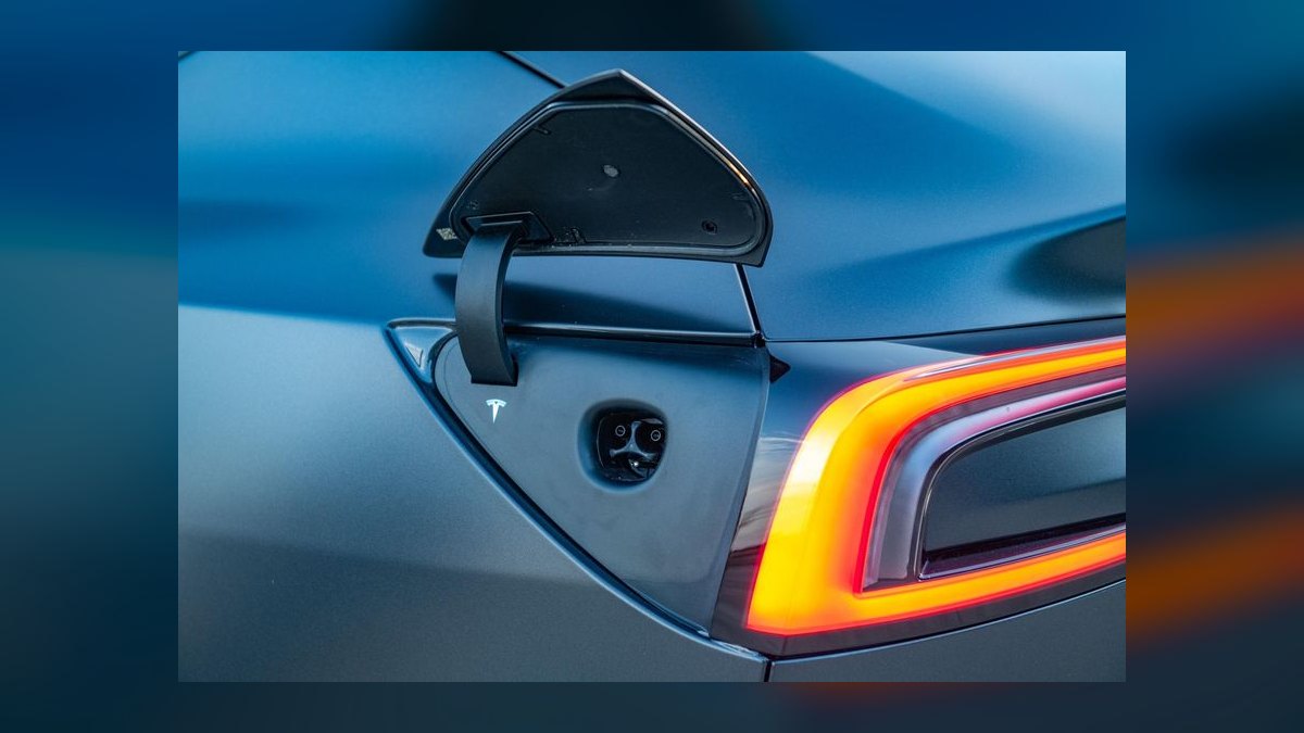 Best Electric Sedans for Long-Distance Commuting (Ranked) in 2027 — figure 2