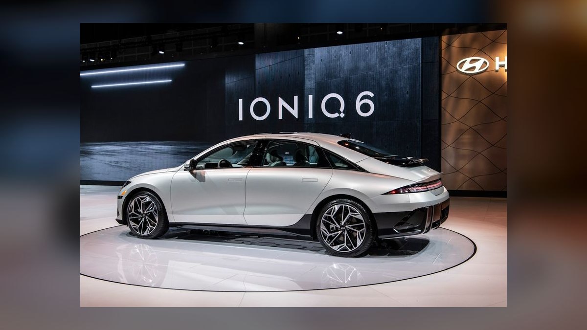 Best Electric Sedans for Long-Distance Commuting (Ranked) in 2027 — figure 6