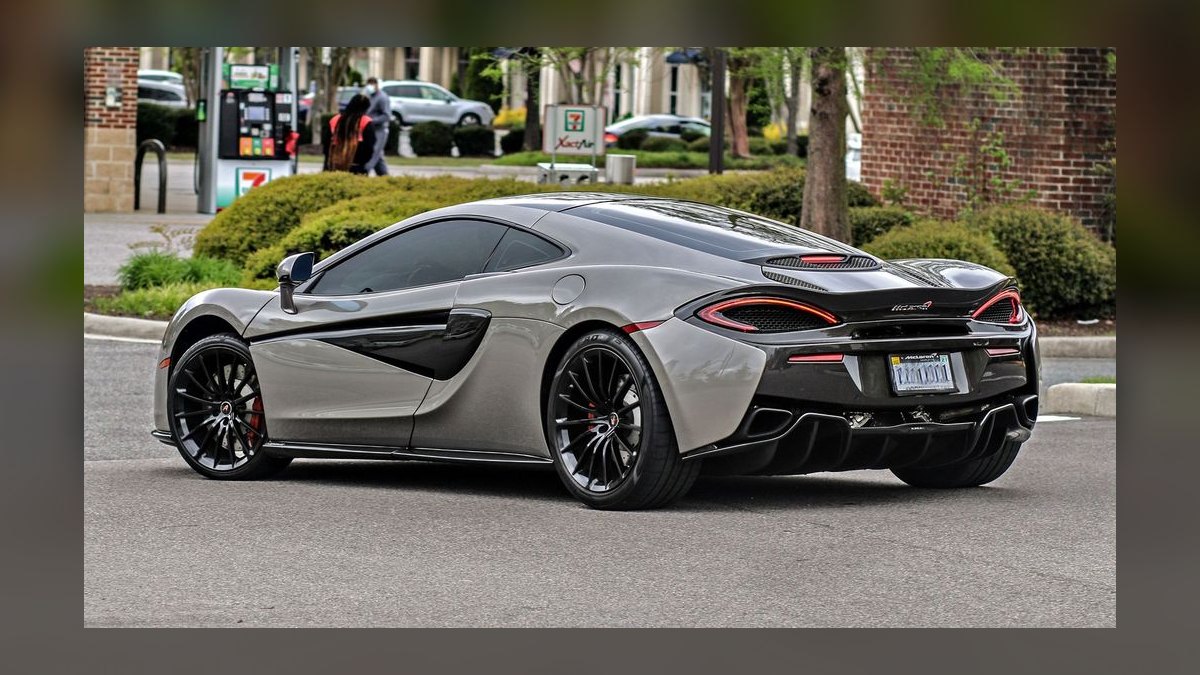 Best Supercar Model Years to Buy Used (Ranked) in 2027 — figure 6