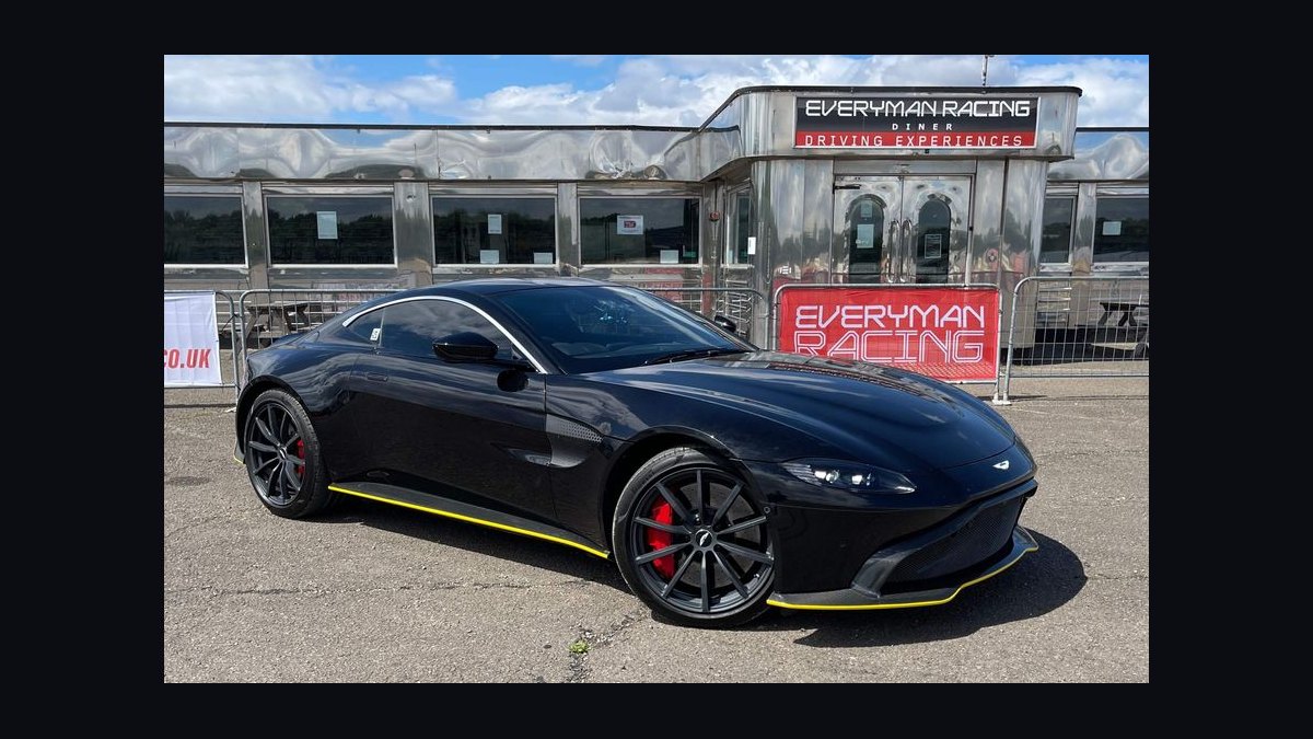 Top 10 Supercars for Track Days — Best Overall + Best Value in 2027 — figure 5