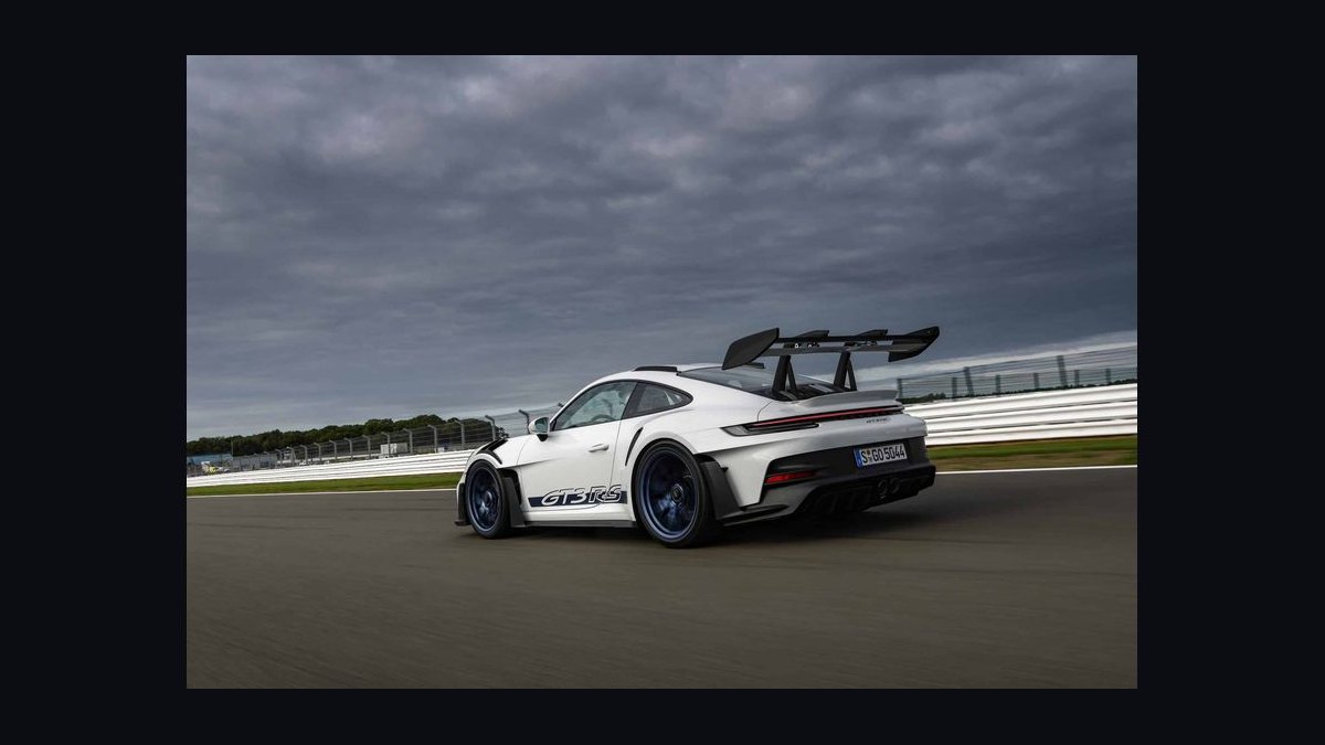 Top 10 Supercars for Track Days — Best Overall + Best Value in 2027