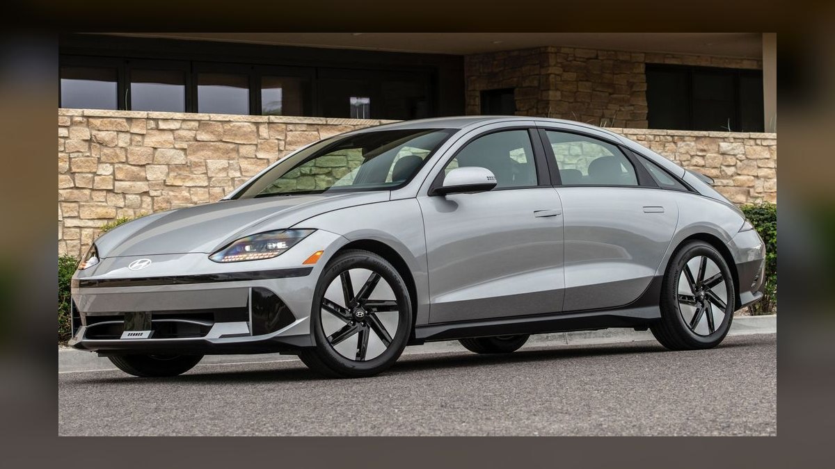 Top 10 Electric Sedans Under $40,000 in 2027 — figure 2