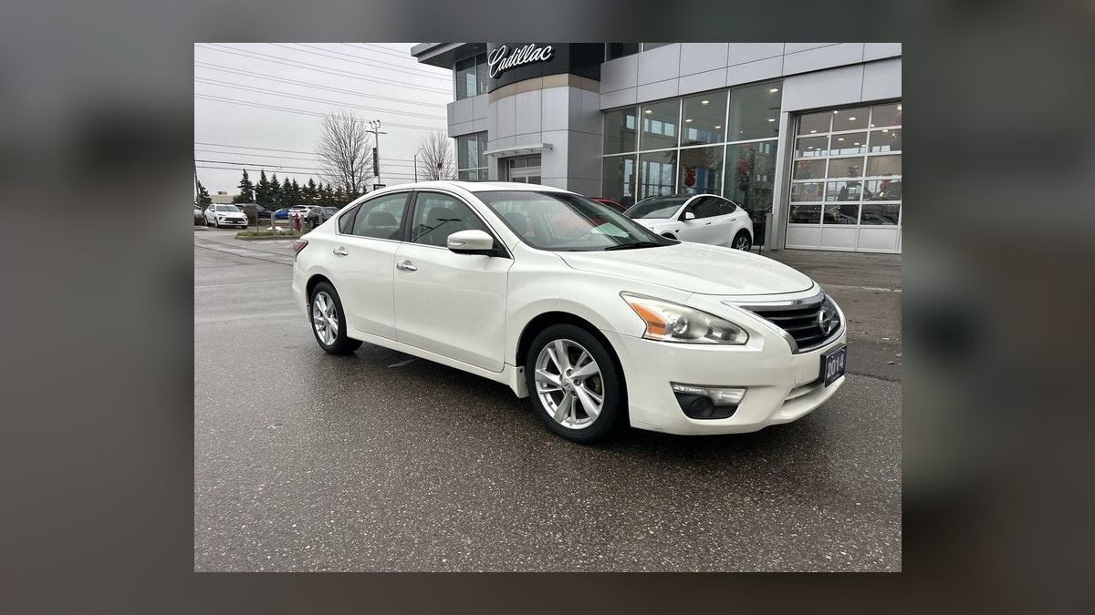Top 10 Most Affordable Used Sedans Under $10,000 in 2023 (Ranked) — figure 4
