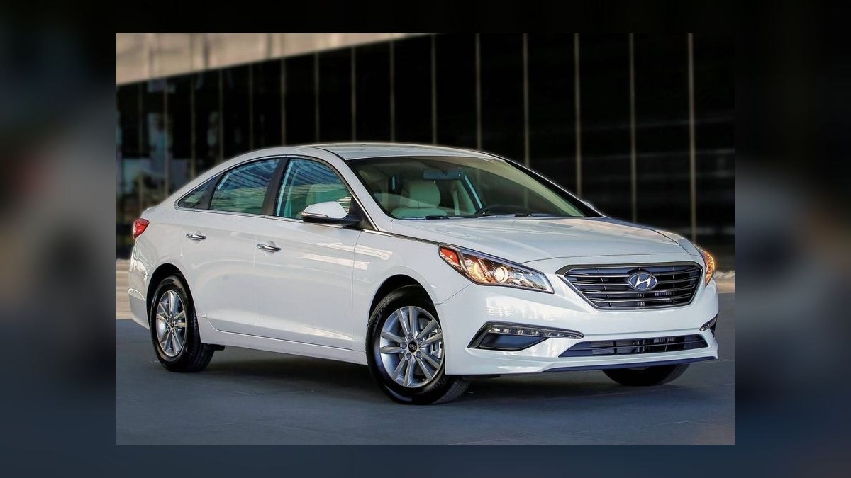 Top 10 Most Affordable Used Sedans Under $10,000 in 2023 (Ranked) — figure 5