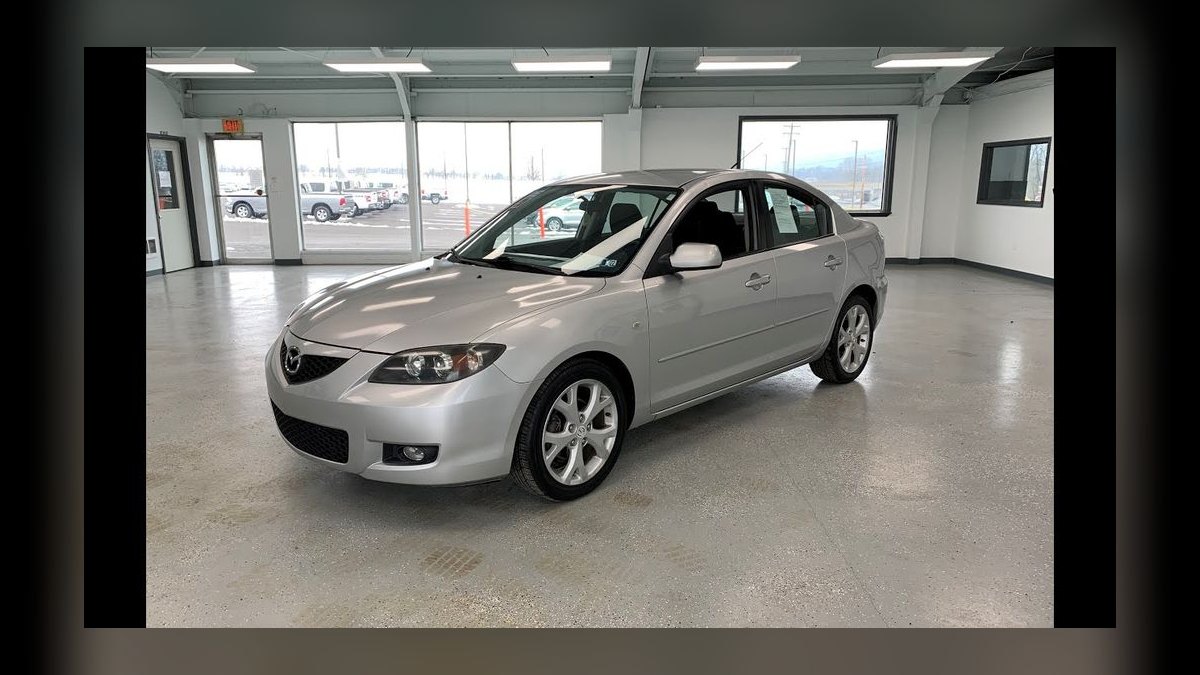 Top 10 Most Affordable Used Sedans Under $10,000 in 2009 (Ranked) — figure 3