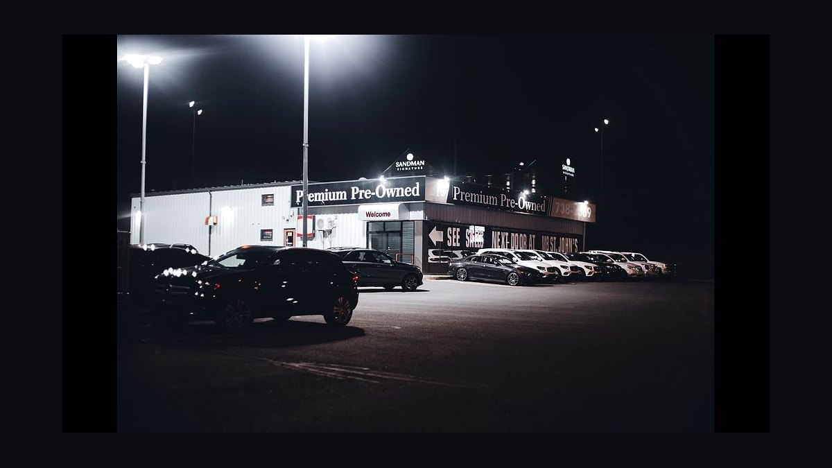 How do I check whether a used car has a rebuilt or salvage title in 2027?