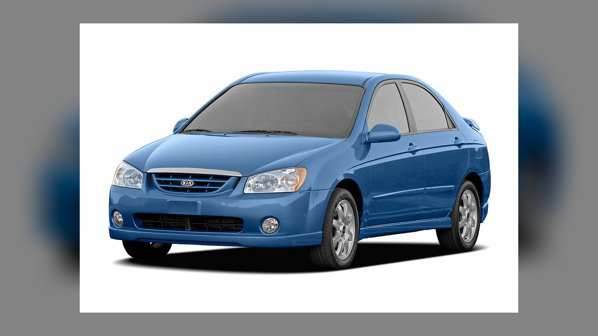Top 10 Most Affordable Used Sedans Under $10,000 in 2005 (Ranked) — figure 8
