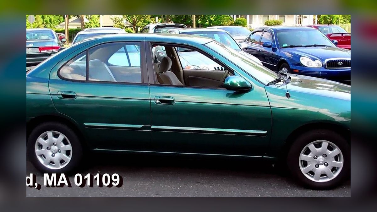 Top 10 Most Affordable Used Sedans Under $10,000 in 2000 (Ranked) — figure 4
